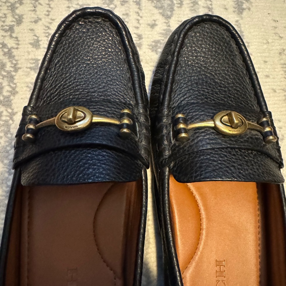 COACH Women's Crosby Driver Turnlock Flats - Picture 6 of 9